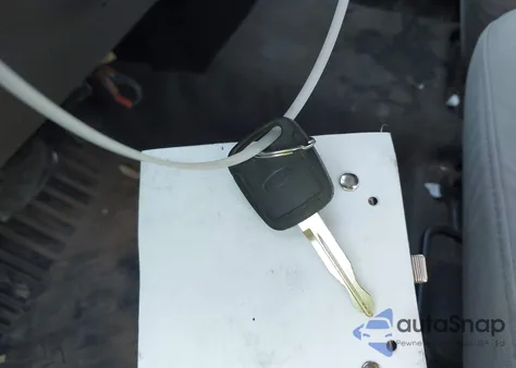 2007 Ford F-150 Stx/Xl/Xlt from USA, damaged, VIN 1FTRF12W97KD42221